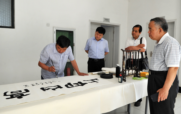 陕西服装工程学院