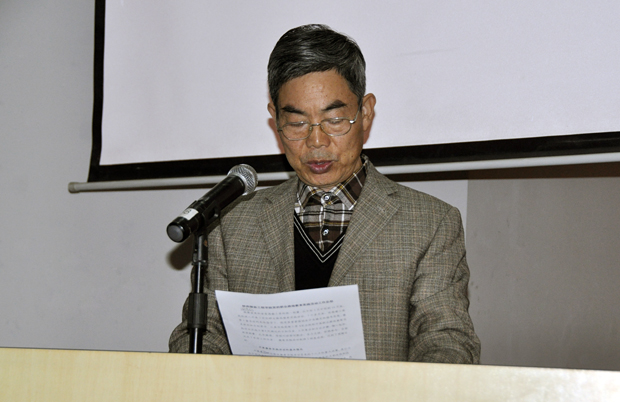 陕西服装工程学院党委书记张进平做总结