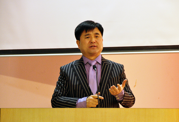 陕西服装工程学院