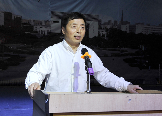 胡书记.jpg