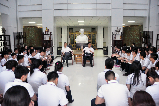 陕西服装工程学院